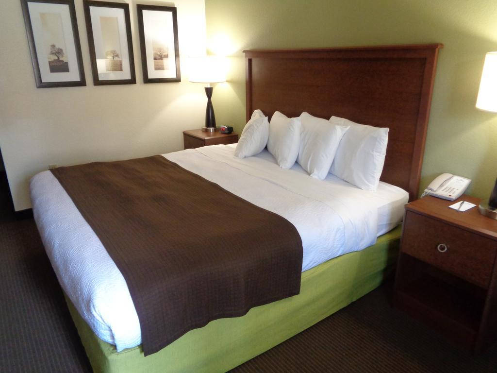 Americinn By Wyndham Grand Rapids Dış mekan fotoğraf